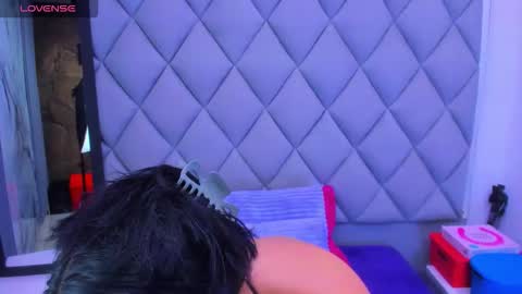 Venusowen  online show from 13, 11, 2025