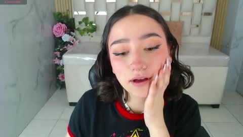 venuss online show from 18, 12, 2025