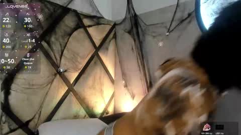 Snapshot of venuss_03 chatting on 2, 11, 2025 venuss_03 online show from 2, 11, 2025