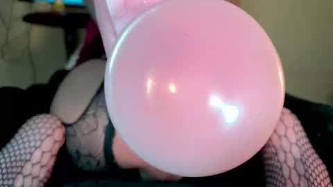 Venus online show from 4, 12, 2025