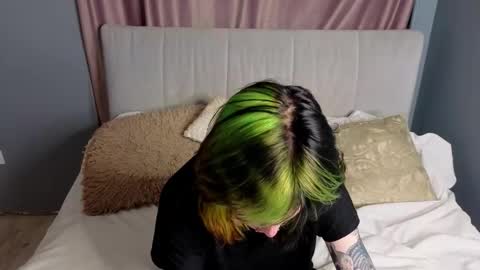 Snapshot of veolatownson chatting on 20, 10, 2025 Erica online show from 20, 10, 2025