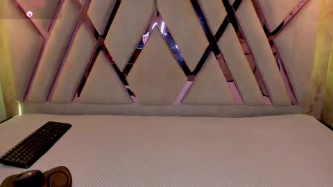 Domelipa  online show from 18, 2, 2025