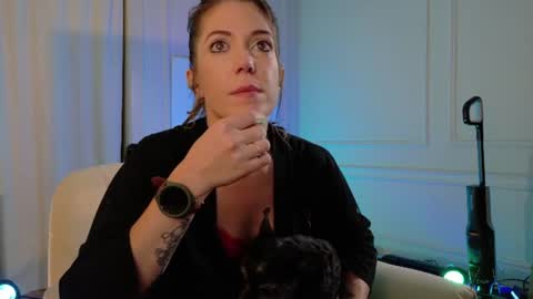 Vera Victors online show from 10, 7, 2026