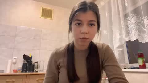 Snapshot of verdiedemoss chatting on 18, 11, 2025 Verdi online show from 18, 11, 2025