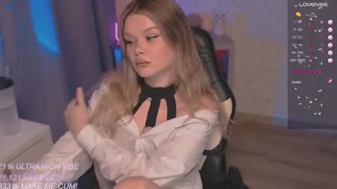 Snapshot of veronaaura chatting on 15, 10, 2025 Tiffany online show from 15, 10, 2025