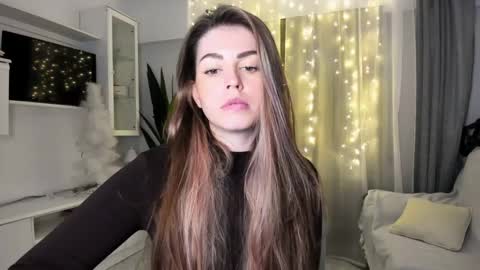 Lolitalolz online show from 9, 1, 2025