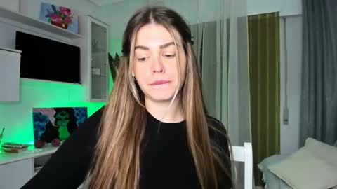 Lolitalolz online show from 12, 3, 2025