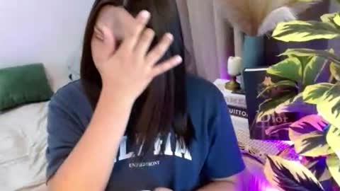 Snapshot of veronica_kate25 chatting on 21, 10, 2025 veronica_kate25 online show from 21, 10, 2025