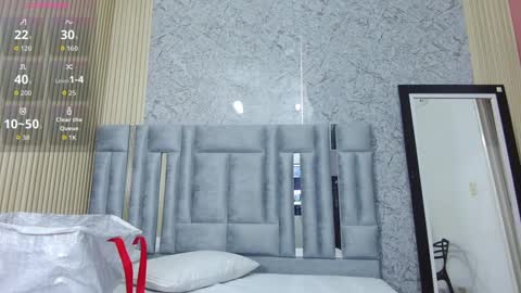 Snapshot of veronica_roose chatting on 12, 9, 2025 Veronica online show from 12, 9, 2025