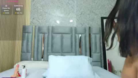 Snapshot of veronica_roose chatting on 19, 2, 2026 Veronica online show from 19, 2, 2026