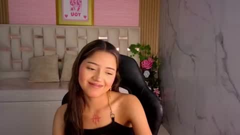 Snapshot of veronicaa_s chatting on 4, 7, 2026 veronicaa_s online show from 4, 7, 2026