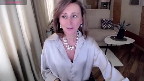 Snapshot of veronicagilbert chatting on 28, 1, 2025 Helen online show from 28, 1, 2025