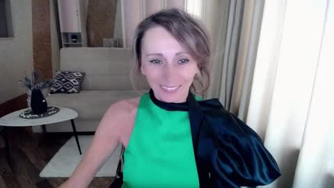 Snapshot of veronicagilbert chatting on 21, 2, 2025 Helen online show from 21, 2, 2025