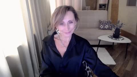 Snapshot of veronicagilbert chatting on 28, 2, 2025 Helen online show from 28, 2, 2025