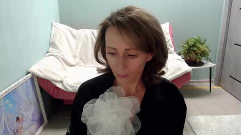 Snapshot of veronicagilbert chatting on 10, 3, 2025 Helen online show from 10, 3, 2025