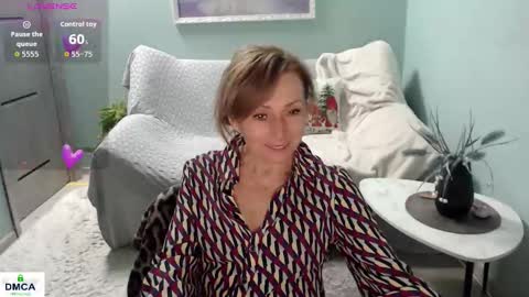 Snapshot of veronicagilbert chatting on 4, 12, 2025 Helen online show from 4, 12, 2025