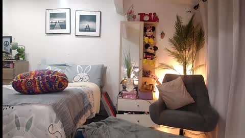 veronica online show from 25, 1, 2025