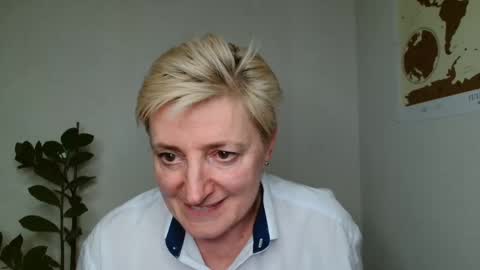 verony_ online show from 8, 3, 2025