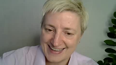 verony_ online show from 28, 10, 2025