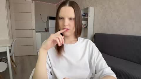 Snapshot of vertuliana chatting on 25, 7, 2026 Karina followed me bb online show from 25, 7, 2026