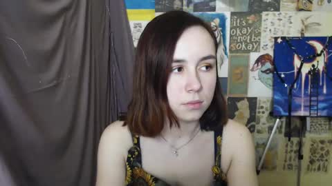 veryveryvery_shy online show from 1, 3, 2025