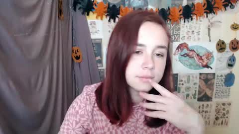 veryveryvery_shy online show from 9, 10, 2025