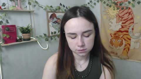veryveryvery_shy online show from 30, 4, 2026