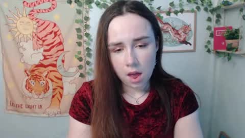 veryveryvery_shy online show from 18, 7, 2026