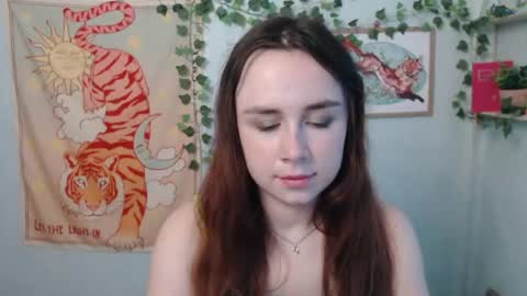 veryveryvery_shy online show from 29, 7, 2026