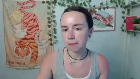 veryveryvery_shy online show from 4, 8, 2026