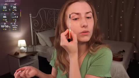 Snapshot of vespera_celeste chatting on 20, 10, 2025 Celeste online show from 20, 10, 2025