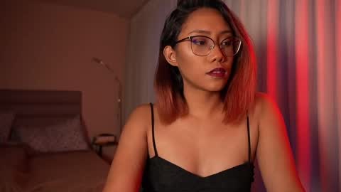 Vexa Nyx online show from 19, 5, 2026