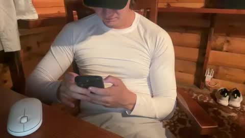 Snapshot of vexelgain chatting on 27, 9, 2025 HendasWerout online show from 27, 9, 2025