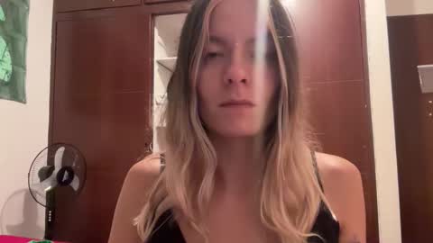 papichulo y mamichula online show from 6, 4, 2026