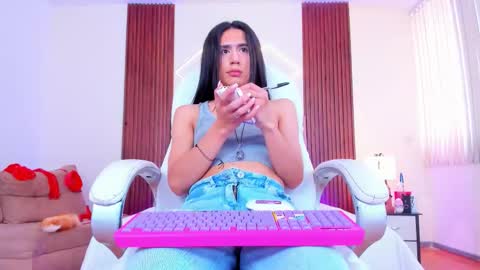 Snapshot of viannca__ chatting on 25, 9, 2025 Ariana  online show from 25, 9, 2025