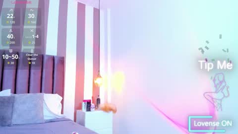 Snapshot of viannca__ chatting on 19, 10, 2025 Ariana  online show from 19, 10, 2025