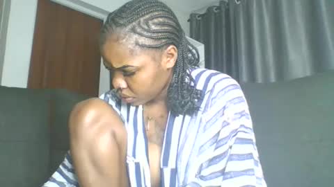 Snapshot of vibegoddess chatting on 5, 10, 2025 tasha online show from 5, 10, 2025