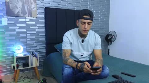 Victor cardenas online show from 25, 1, 2025