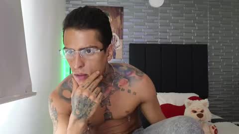 Victor cardenas online show from 24, 2, 2025