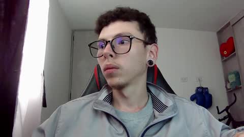 Snapshot of vicent_brais chatting on 3, 12, 2024 Vicent Brais online show from 3, 12, 2024