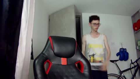 Snapshot of vicent_brais chatting on 6, 12, 2024 Vicent Brais online show from 6, 12, 2024