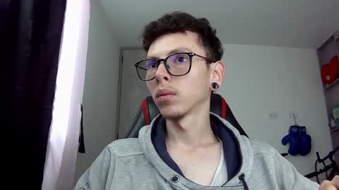 Snapshot of vicent_brais chatting on 6, 12, 2024 Vicent Brais online show from 6, 12, 2024