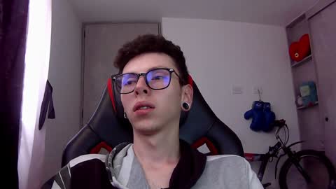 Snapshot of vicent_brais chatting on 13, 12, 2024 Vicent Brais online show from 13, 12, 2024