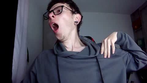 Snapshot of vicent_brais chatting on 18, 12, 2024 Vicent Brais online show from 18, 12, 2024