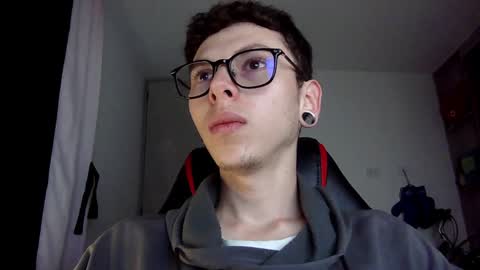 Snapshot of vicent_brais chatting on 20, 12, 2024 Vicent Brais online show from 20, 12, 2024