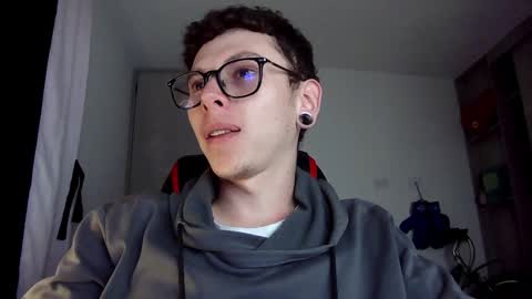 Snapshot of vicent_brais chatting on 20, 12, 2024 Vicent Brais online show from 20, 12, 2024