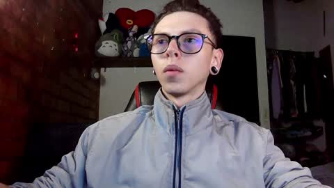 Snapshot of vicent_brais chatting on 1, 2, 2025 Vicent Brais online show from 1, 2, 2025