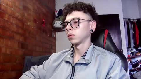 Snapshot of vicent_brais chatting on 17, 2, 2025 Vicent Brais online show from 17, 2, 2025