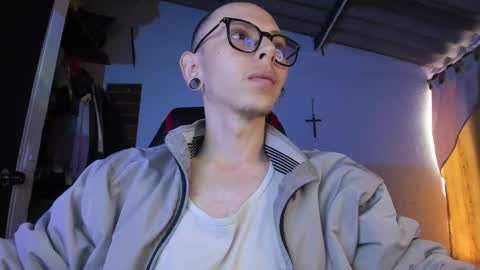 Snapshot of vicent_brais chatting on 9, 3, 2026 Vicent Brais online show from 9, 3, 2026