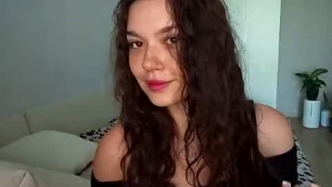 Lina online show from 16, 7, 2026
